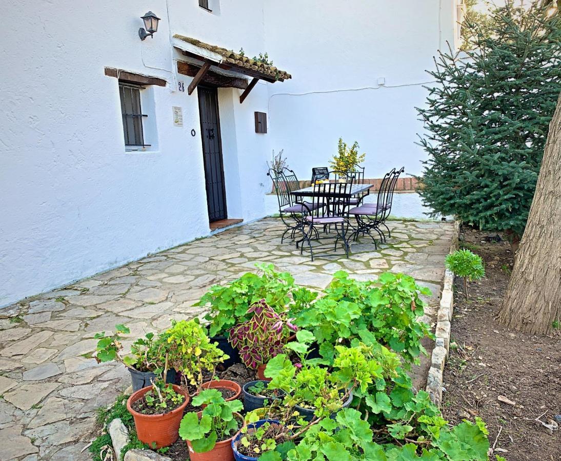 Vivelorural Casa Y Piscina En Zahara De La Sierra Villa Екстериор снимка